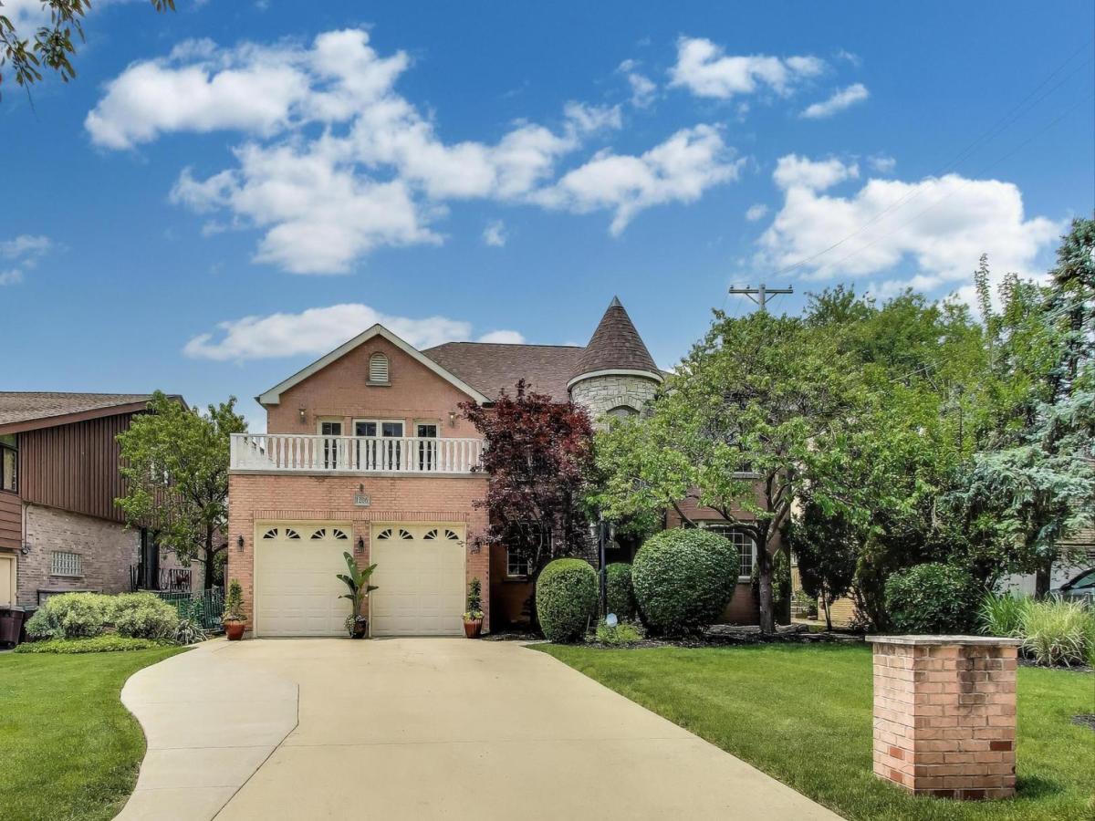 1206 Lathrop Avenue River Forest IL 60305 MLS #MRD12502924 45 MLS #MRD12502924 image #0