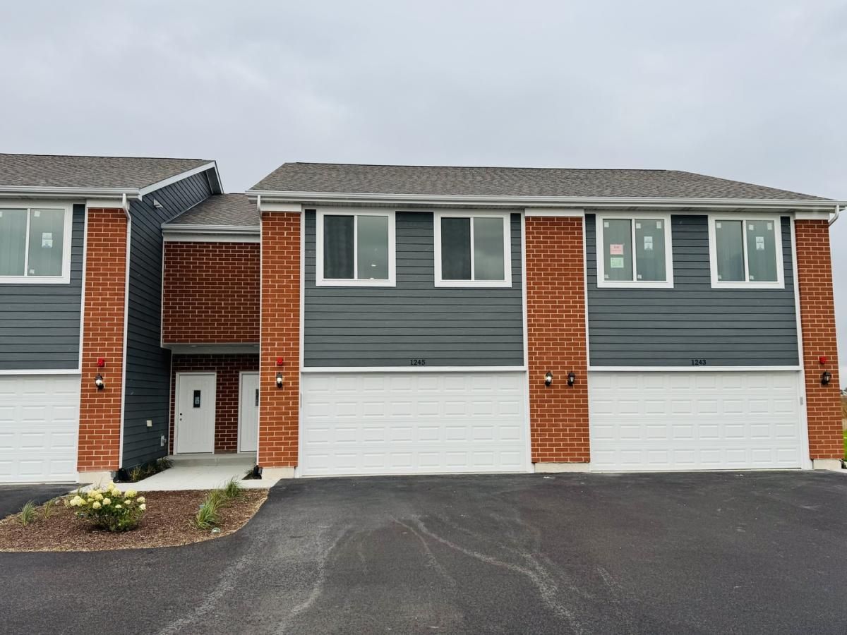 1245 Gillespie Lane Yorkville IL 60560 MLS #MRD12502956 41 MLS #MRD12502956 image #0