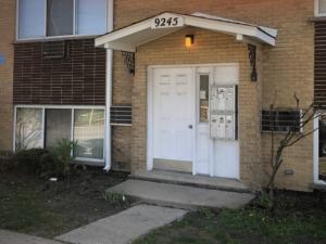 9245 Irving Park Road #2E Schiller Park IL 60176 MLS #MRD12502983 45 MLS #MRD12502983 image #0