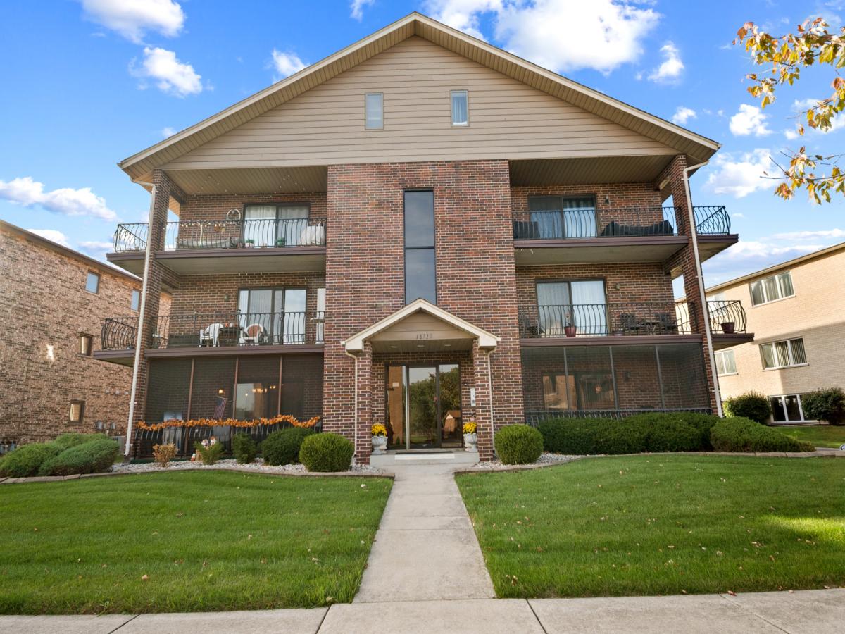16718 PAXTON Avenue #1S Tinley Park IL 60477 MLS #MRD12503013 45 MLS #MRD12503013 image #0