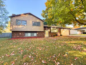 60 S Seebert Street Cary IL 60013 MLS #MRD12491959 52 broker reciprocity