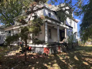13710 S Wallace Avenue Riverdale IL 60827 MLS #MRD12480406 50 broker reciprocity