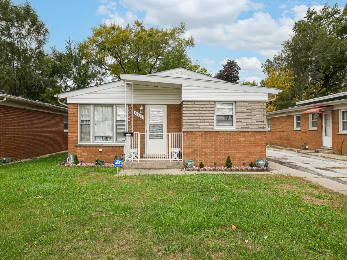 14622 Wabash Avenue Dolton IL 60419 MLS #MRD12503119 45 MLS #MRD12503119 image #0
