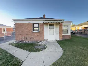 1128 Marshall Avenue Bellwood IL 60104 MLS #MRD12090612 64 broker reciprocity