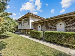 294 Oak Avenue Wood Dale IL 60191 MLS #MRD12492791 64 broker reciprocity