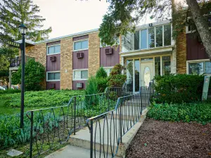 239 N Mill Road #403-A Addison IL 60101 MLS #MRD12503022 48 broker reciprocity