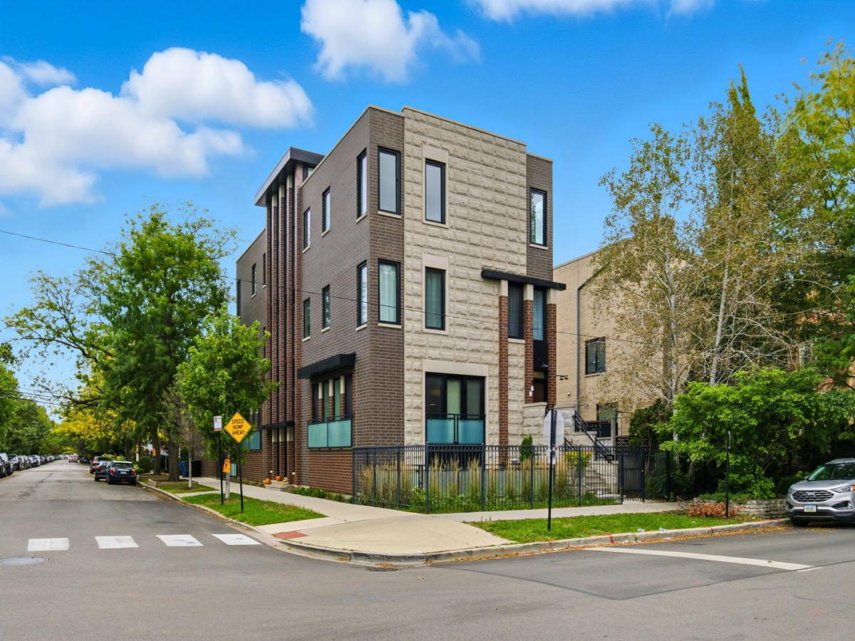 1656 W Wrightwood Avenue #3 Chicago IL 60614 MLS #MRD12503291 45 MLS #MRD12503291 image #0