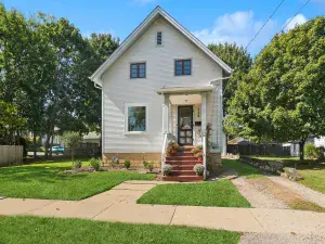 101 W Liberty Street #104 Barrington IL 60010 MLS #MRD12392745 54 broker reciprocity