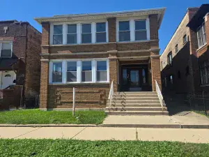 8711 S Exchange Avenue Chicago IL 60617 MLS #MRD12378247 54 broker reciprocity