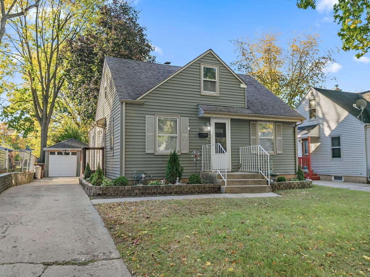 3243 Carolina Avenue Rockford IL 61108 MLS #MRD12503591 45 MLS #MRD12503591 image #0