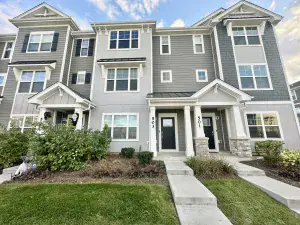 5 Danube Way Olympia Fields IL 60461 MLS #MRD12429134 46 broker reciprocity