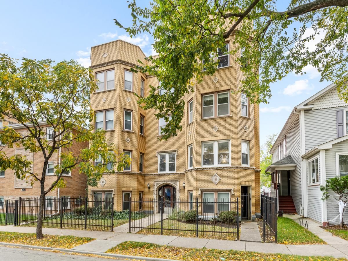 1032 N Austin Boulevard #1N Oak Park IL 60302 MLS #MRD12503714 45 MLS #MRD12503714 image #0