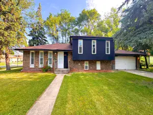 14636 Clark Street Dolton IL 60419 MLS #MRD12362076 64 broker reciprocity