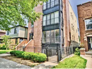 10106 S VERNON Avenue Chicago IL 60628 MLS #MRD12490443 64 broker reciprocity