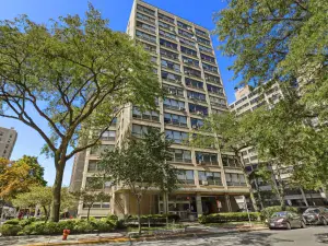 7126 S Aberdeen Street Chicago IL 60621 MLS #MRD12417274 54 broker reciprocity