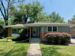 16145 Honore Avenue Markham IL 60428 MLS #MRD12298690 48 broker reciprocity