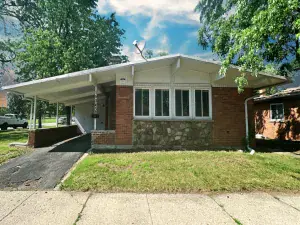254 E 92nd Street #1 Chicago IL 60619 MLS #MRD12456524 64 broker reciprocity