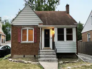 29 Cunningham Lane Park Forest IL 60466 MLS #MRD12439508 52 broker reciprocity