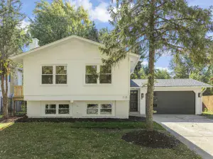 5018 VERNON PARK Place Lisle IL 60532 MLS #MRD12496163 52 broker reciprocity