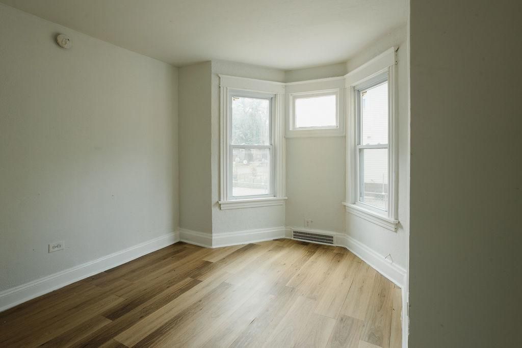 714 Helmholz Avenue #2 Waukegan IL 60085 MLS #MRD12503974 21 MLS #MRD12503974 image #0