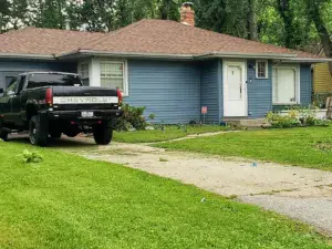 1387 Price Avenue Calumet City IL 60409 MLS #MRD12381012 50 broker reciprocity