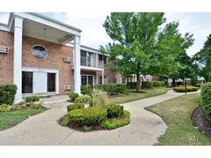 2220 Abbeywood Drive #F Lisle IL 60532 MLS #MRD12499280 34 broker reciprocity