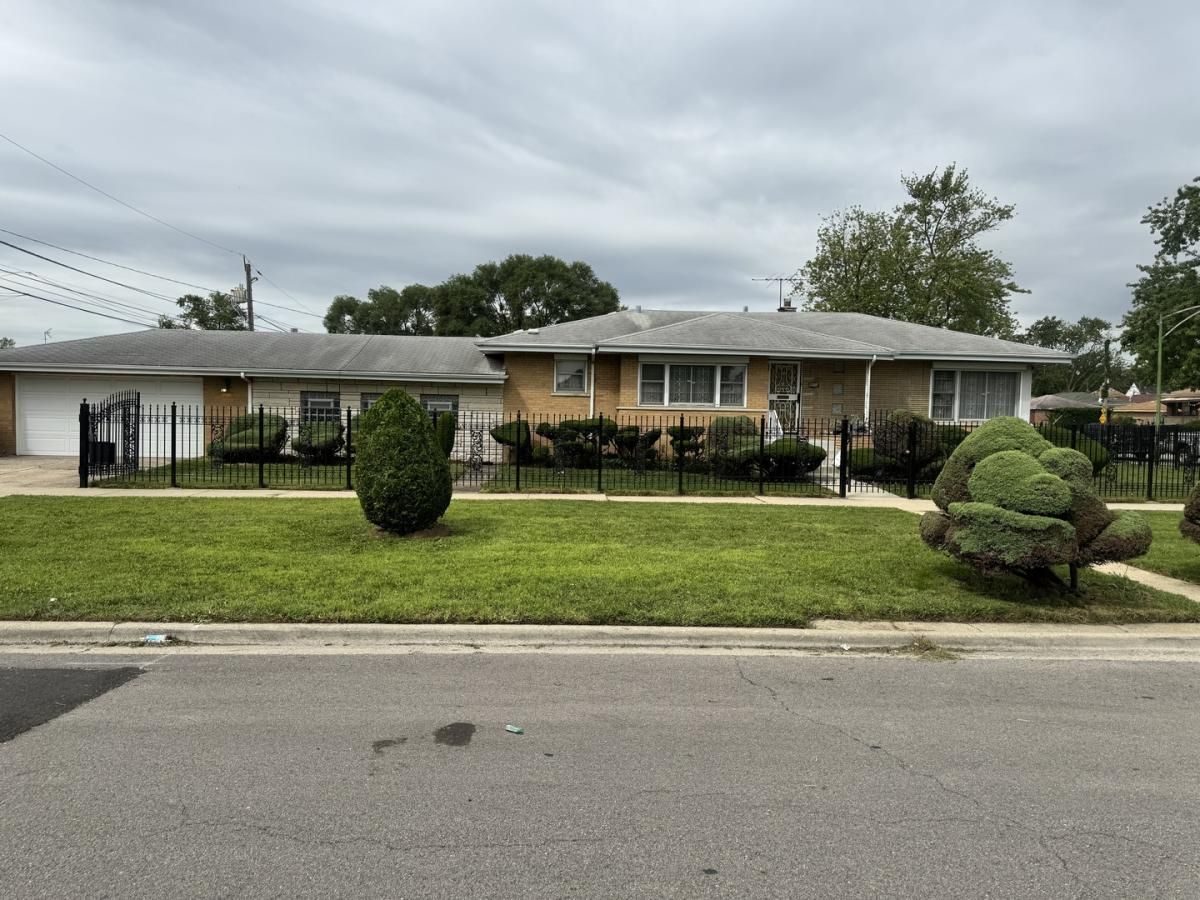 8900 S Prairie Avenue Chicago IL 60619 MLS #MRD12504150 45 MLS #MRD12504150 image #0