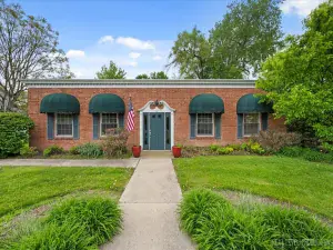 565 E Saint Charles Road Carol Stream IL 60188 MLS #MRD12346236 34 broker reciprocity