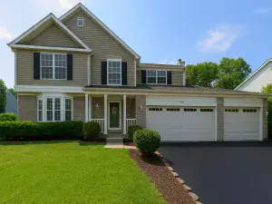 2214 Kingston Drive Wheaton IL 60189 MLS #MRD12489623 62 broker reciprocity