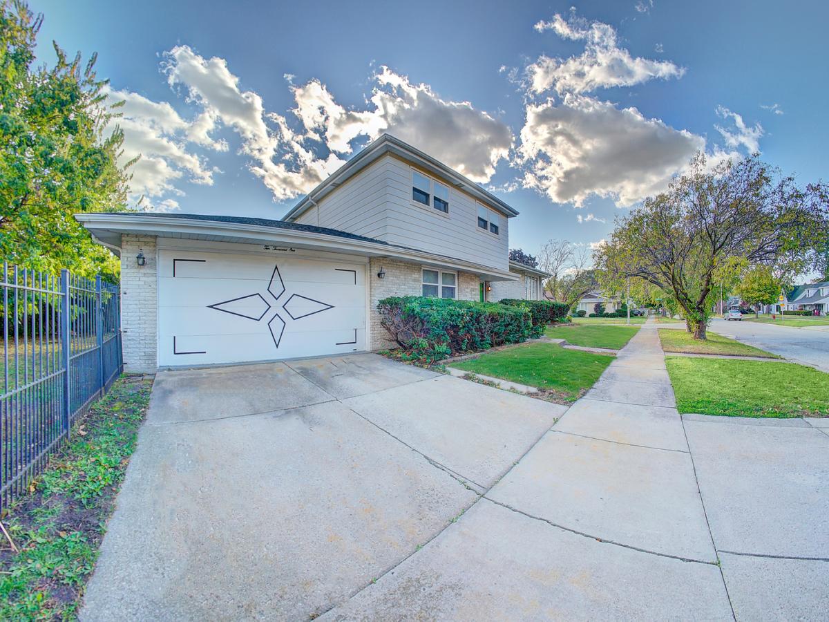 10001 S Komensky Avenue Oak Lawn IL 60453 MLS #MRD12505030 29 MLS #MRD12505030 image #0
