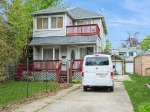 5228 N Campbell Avenue #2A Chicago IL 60625 MLS #MRD12487857 46 broker reciprocity