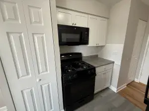 5728 S Blackstone Avenue #304 Chicago IL 60637 MLS #MRD12501528 60 broker reciprocity