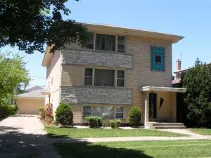 4829 N Karlov Avenue Chicago IL 60630 MLS #MRD12458411 42 broker reciprocity