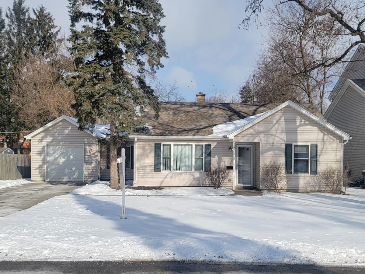 226 Charlotte Place Mundelein IL 60060 MLS #MRD12545334 45 MLS #MRD12545334 image #0