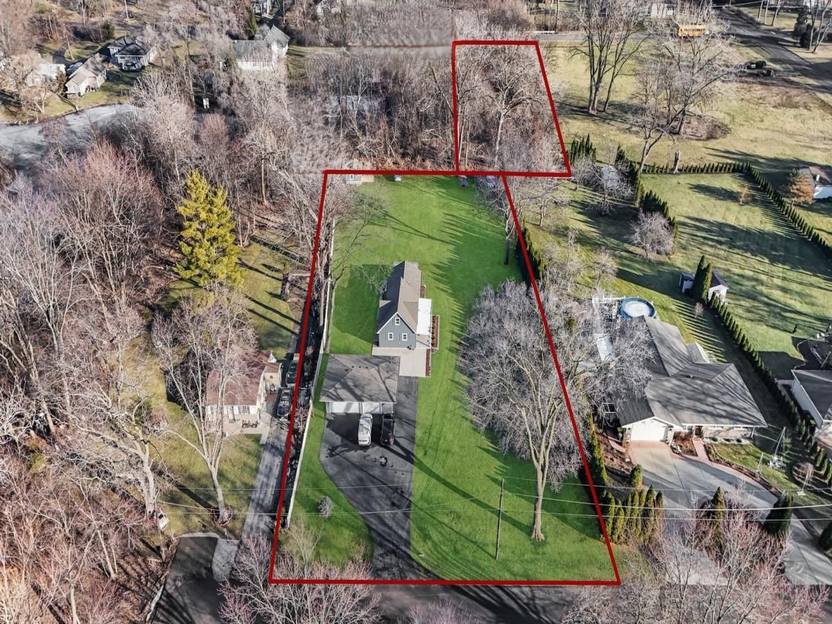 6N221 Virginia Road Roselle IL 60172 MLS #MRD12546946 41 MLS #MRD12546946 image #0