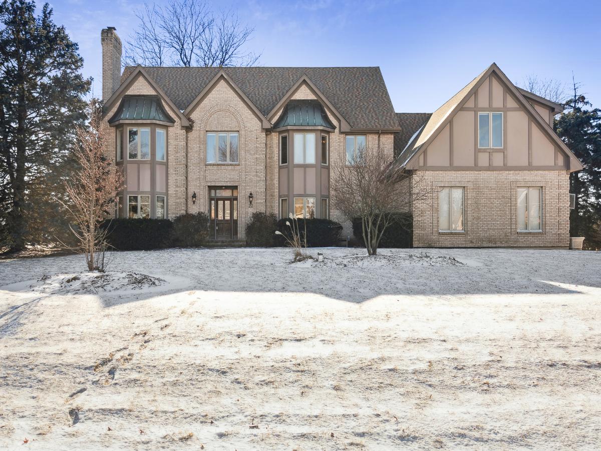 22 Wedgewood Drive Hawthorn Woods IL 60047 MLS #MRD12550659 45 MLS #MRD12550659 image #0