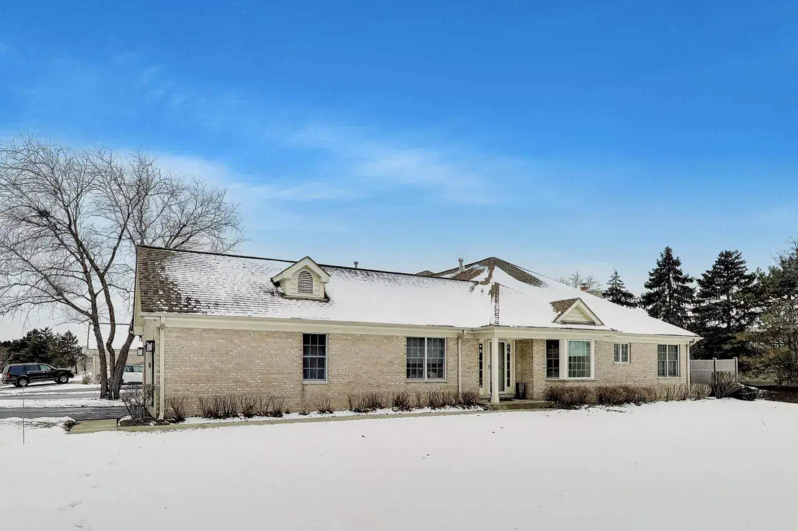 4408 Hammersmith Lane Glenview IL 60026 MLS #MRD12558815 | Farm Ranch Team