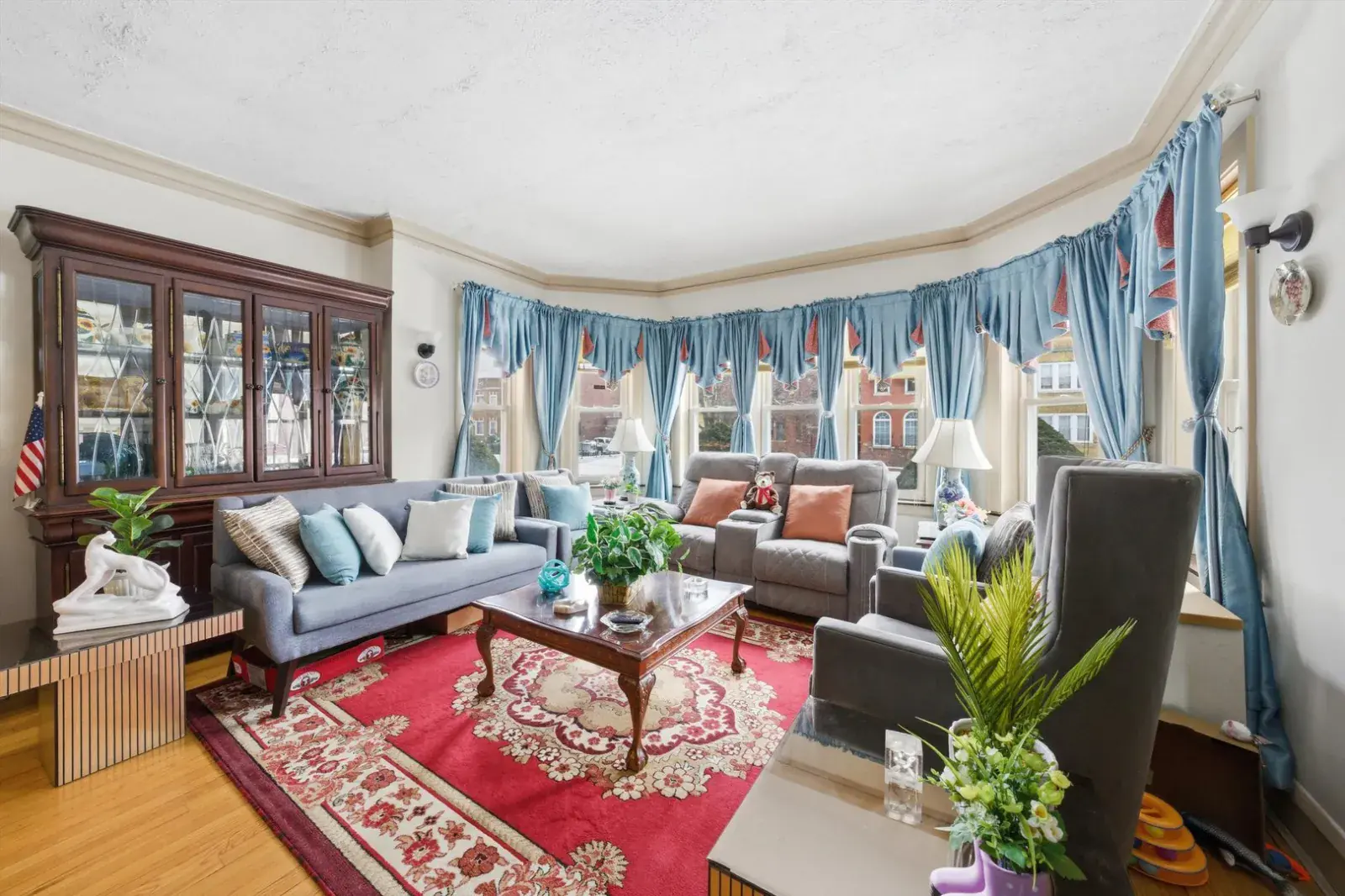 8019 S Rhodes Avenue Chicago IL 60619 MLS #MRD12560227 | Farm Ranch Team