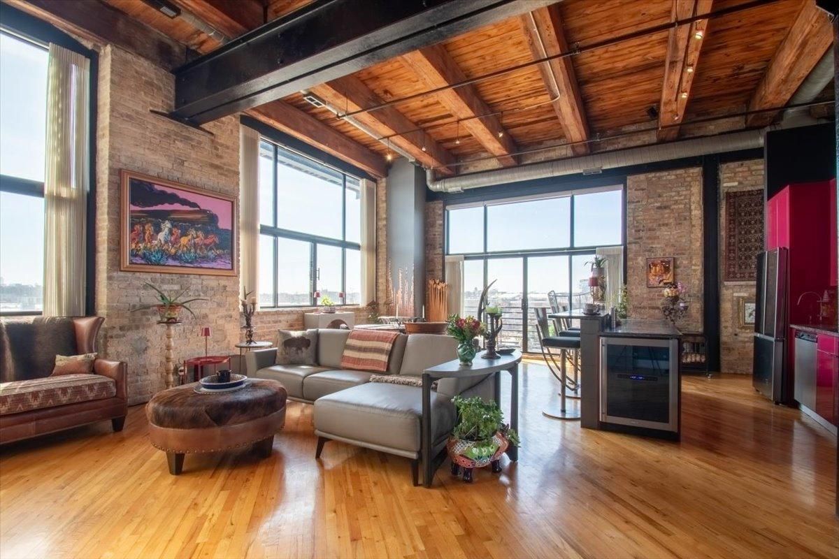 MLS #MRD12572213 image #0