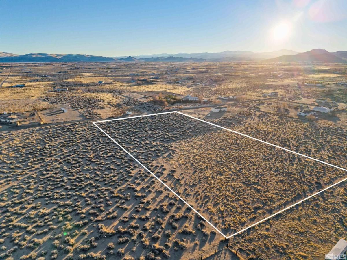 MLS #250000913 image #0