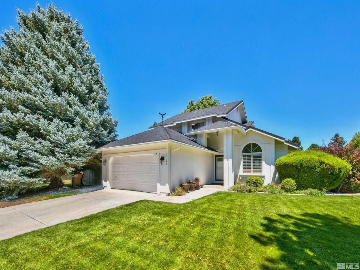 MLS #250002796 image #0