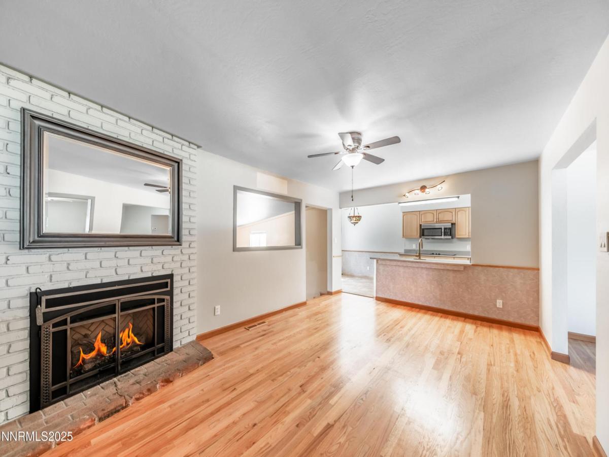 MLS #250002985 image #0