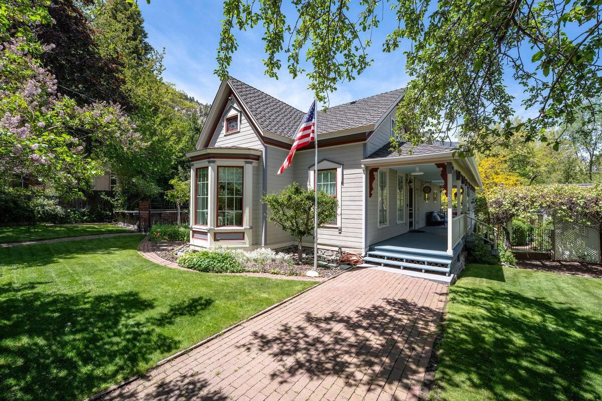 MLS #250003711 image #0