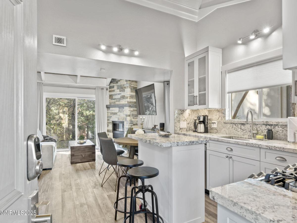MLS #250050611 image #0