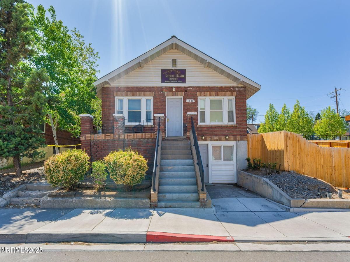 MLS #250050682 image #0