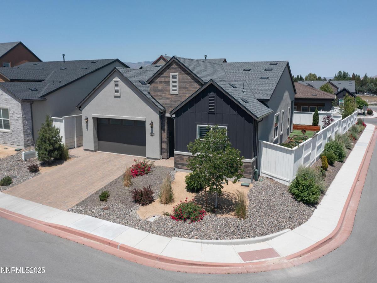 MLS #250050977 image #0
