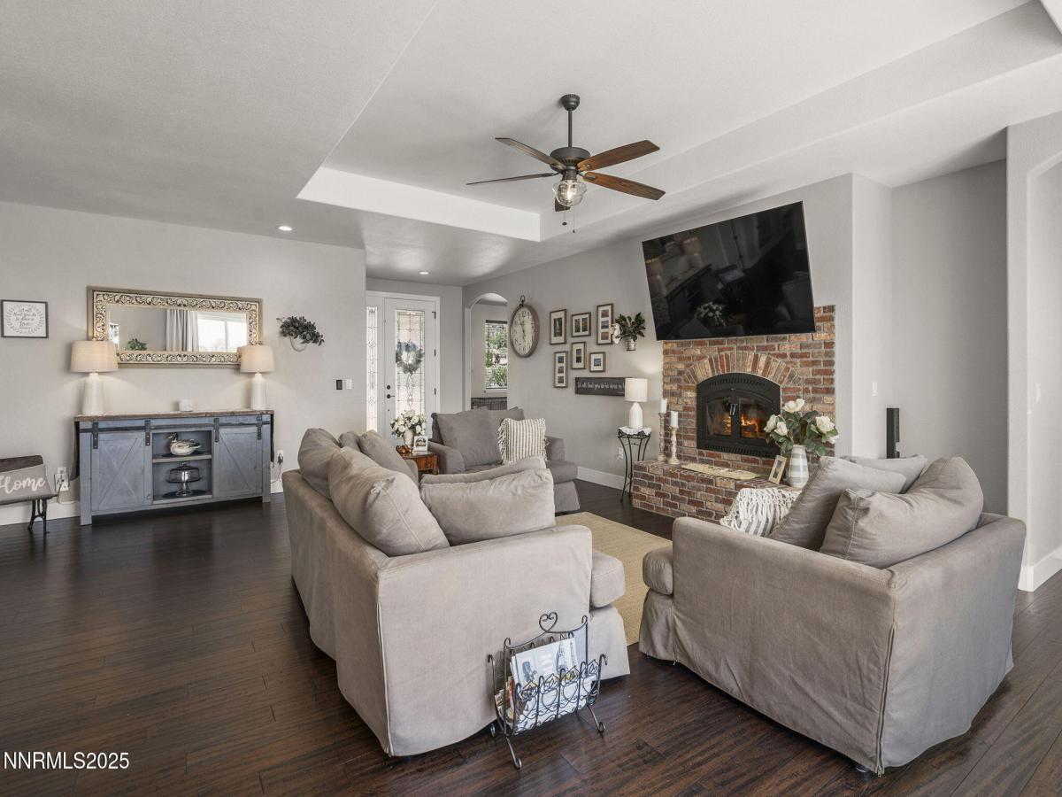 MLS #250050984 image #0