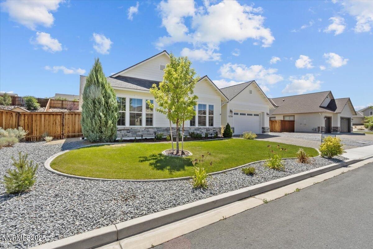 MLS #250051805 image #0