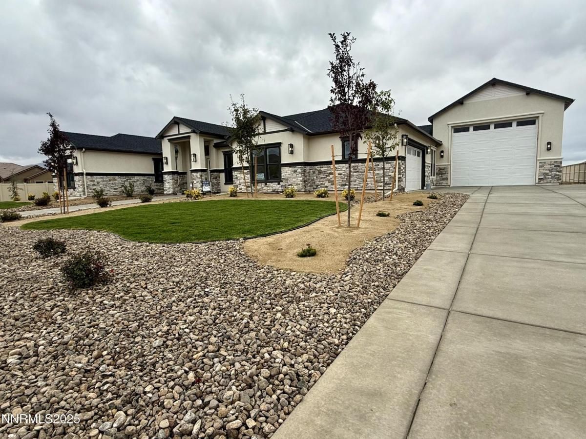 MLS #250051863 image #0