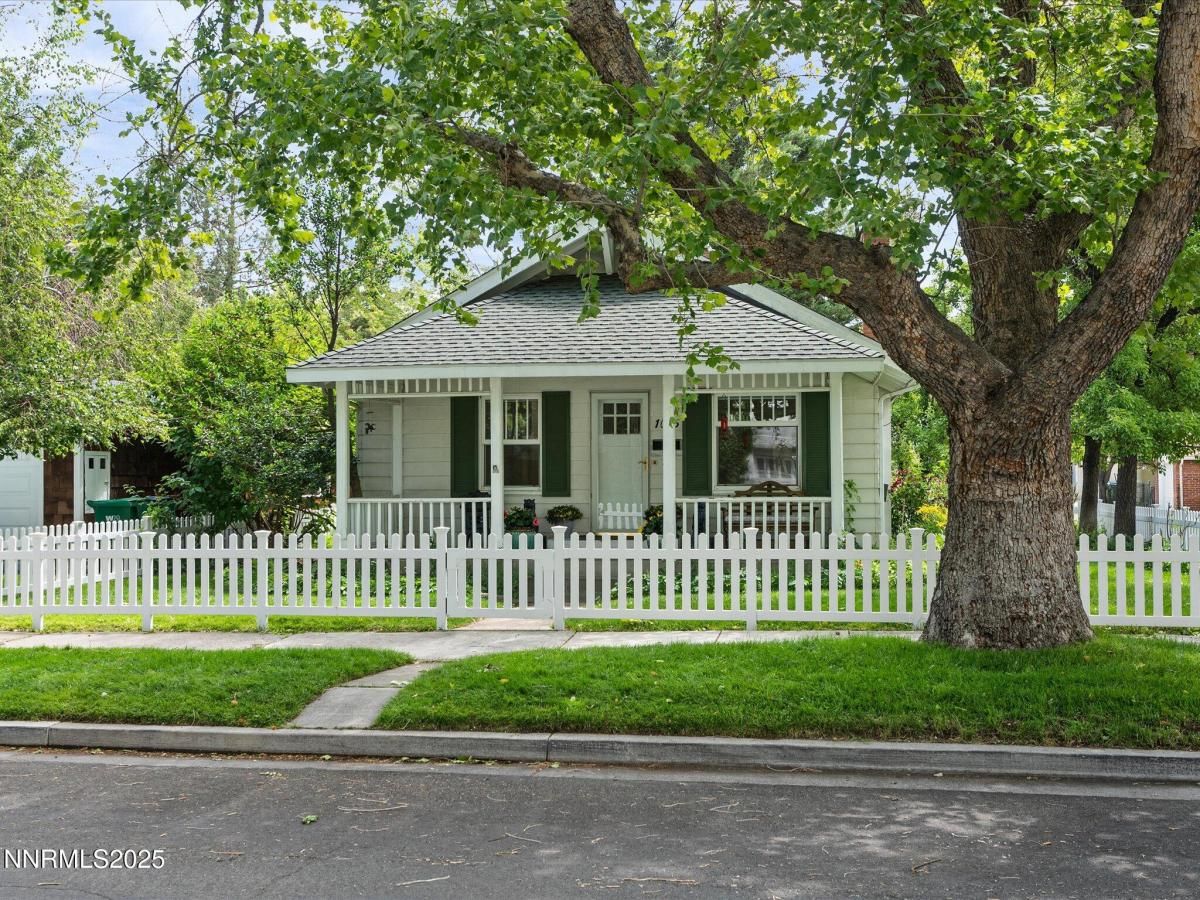 MLS #250052081 image #0